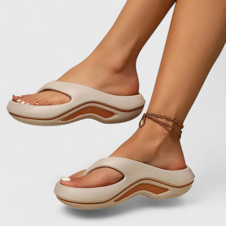 Sile | Leichte Slip-On Sandalen
