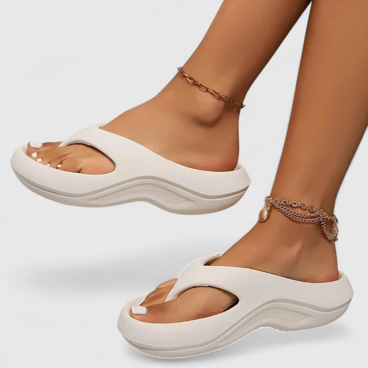 Sile | Leichte Slip-On Sandalen