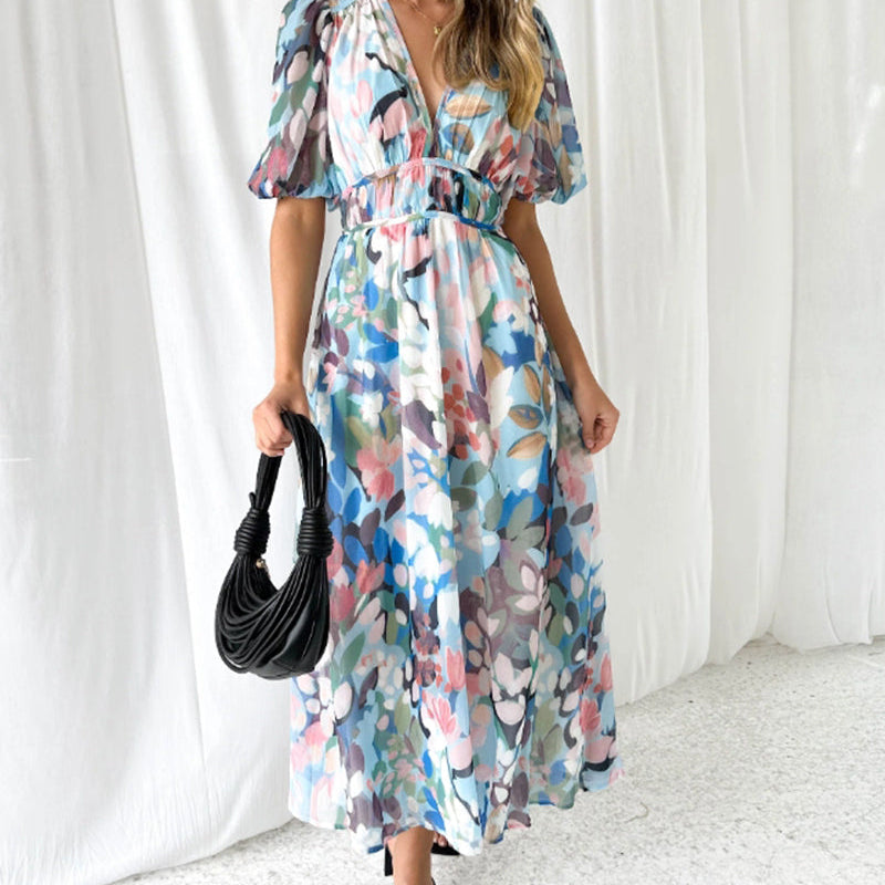 Celine | Weibliches Kleid mit Blumenmuster