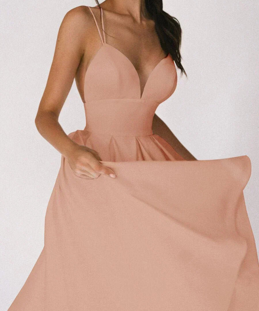 Iseult | Elegantes Minimalistisches Kleid