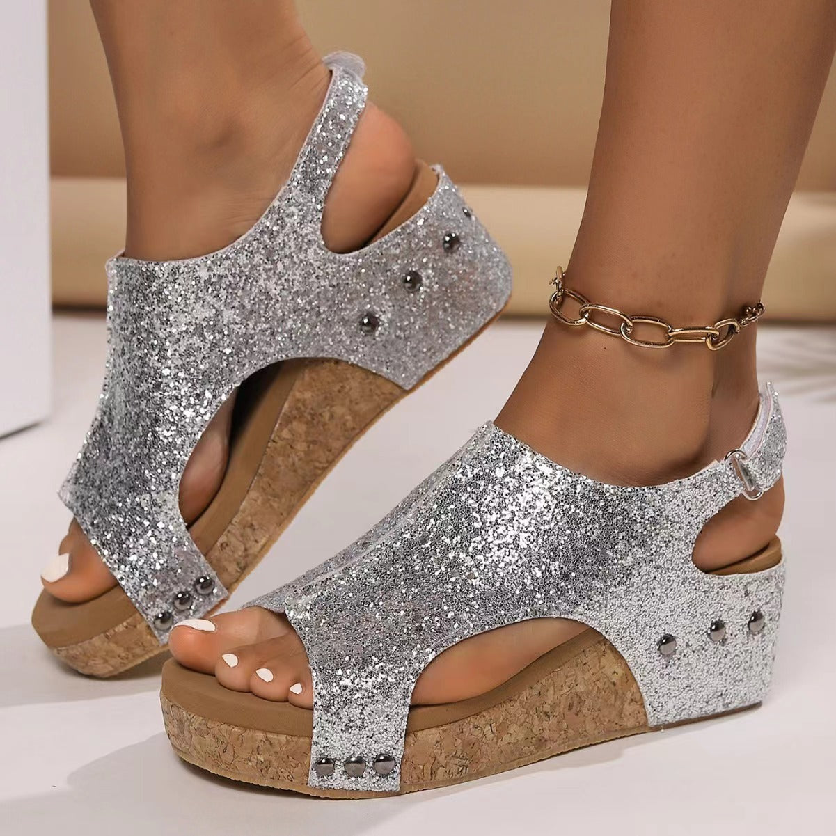 Dymphna | Keilsandalette