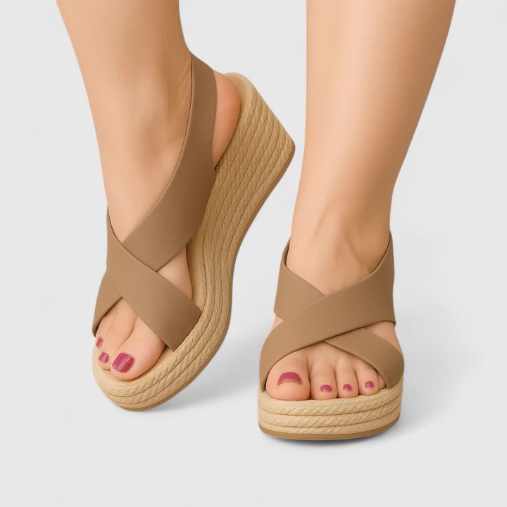 Keavy | Wedge Cross-Strap Sandalen