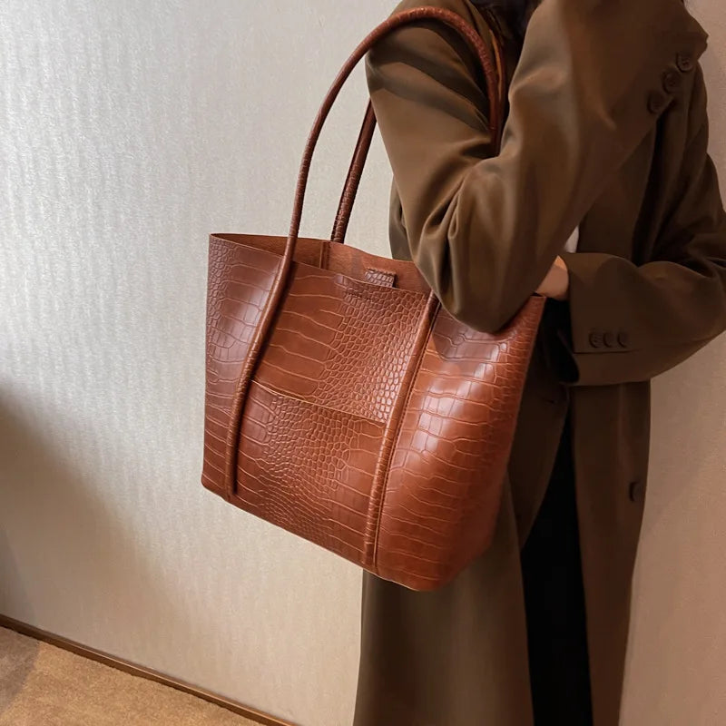 Blathnaid | Verfeinerte Schultertasche