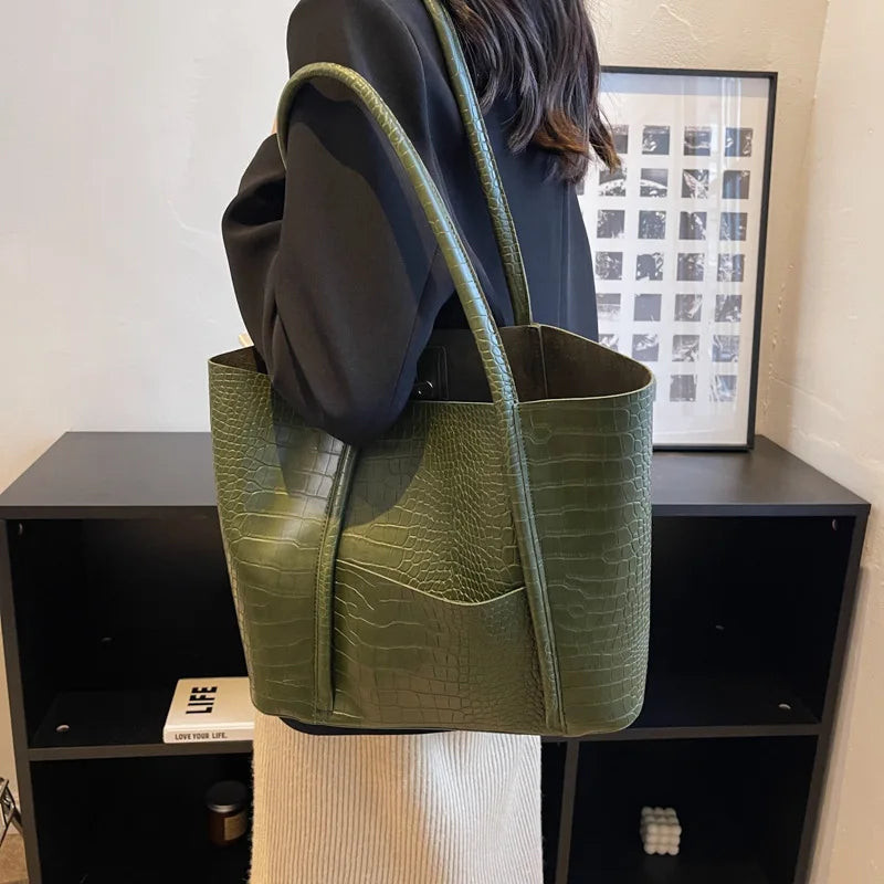 Blathnaid | Verfeinerte Schultertasche