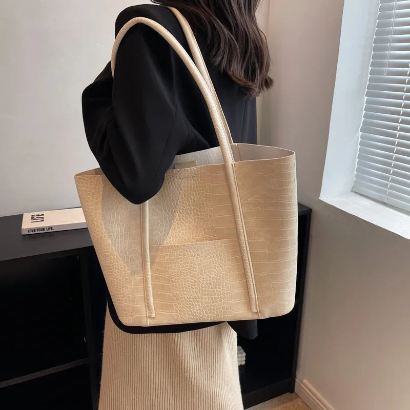 Blathnaid | Verfeinerte Schultertasche