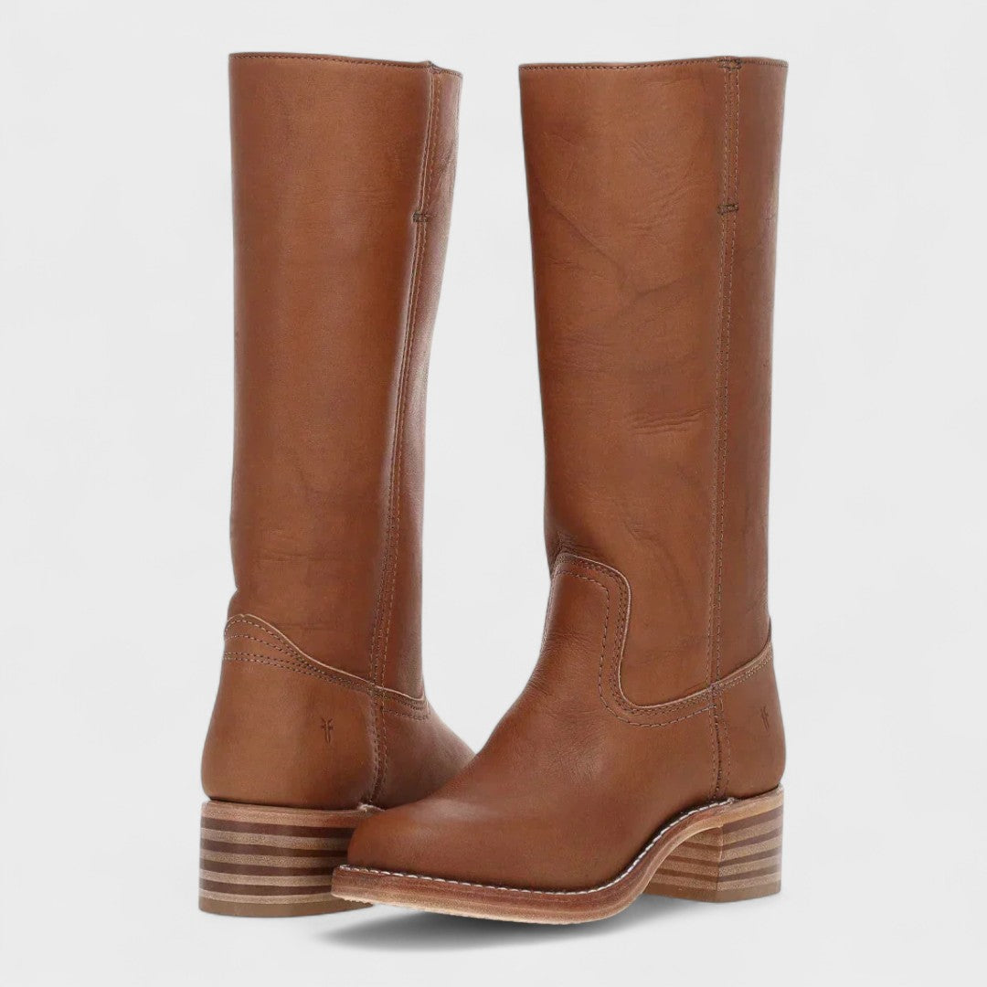 Klassische Reiterstiefel mit hohem Schaft
