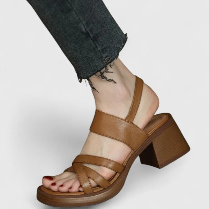 Hanbha | Elegante Kreuzband-Sandalen