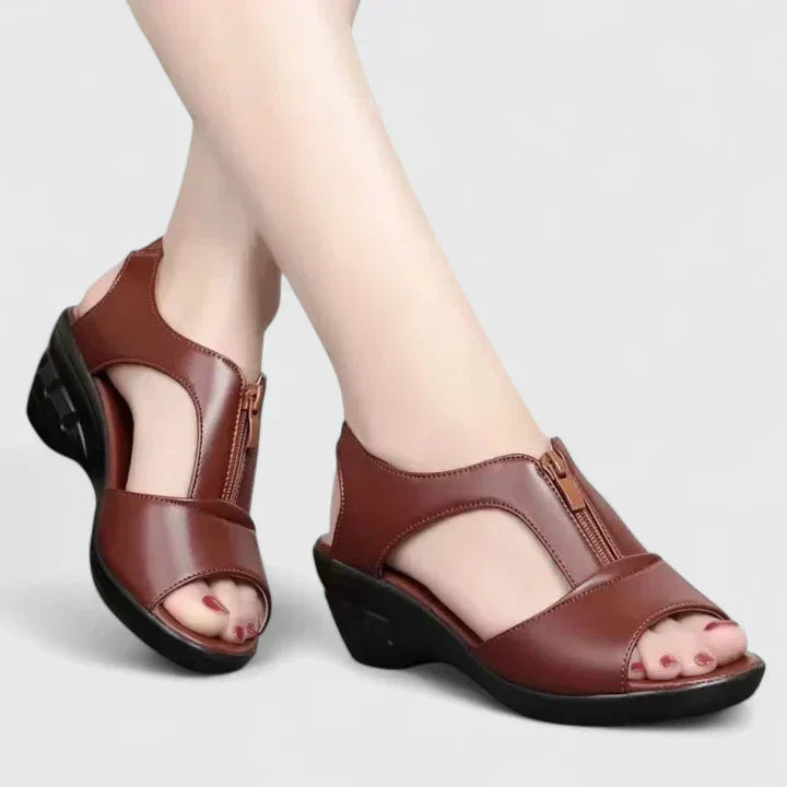 Attracta | Elegante Orthopädische Sandalen