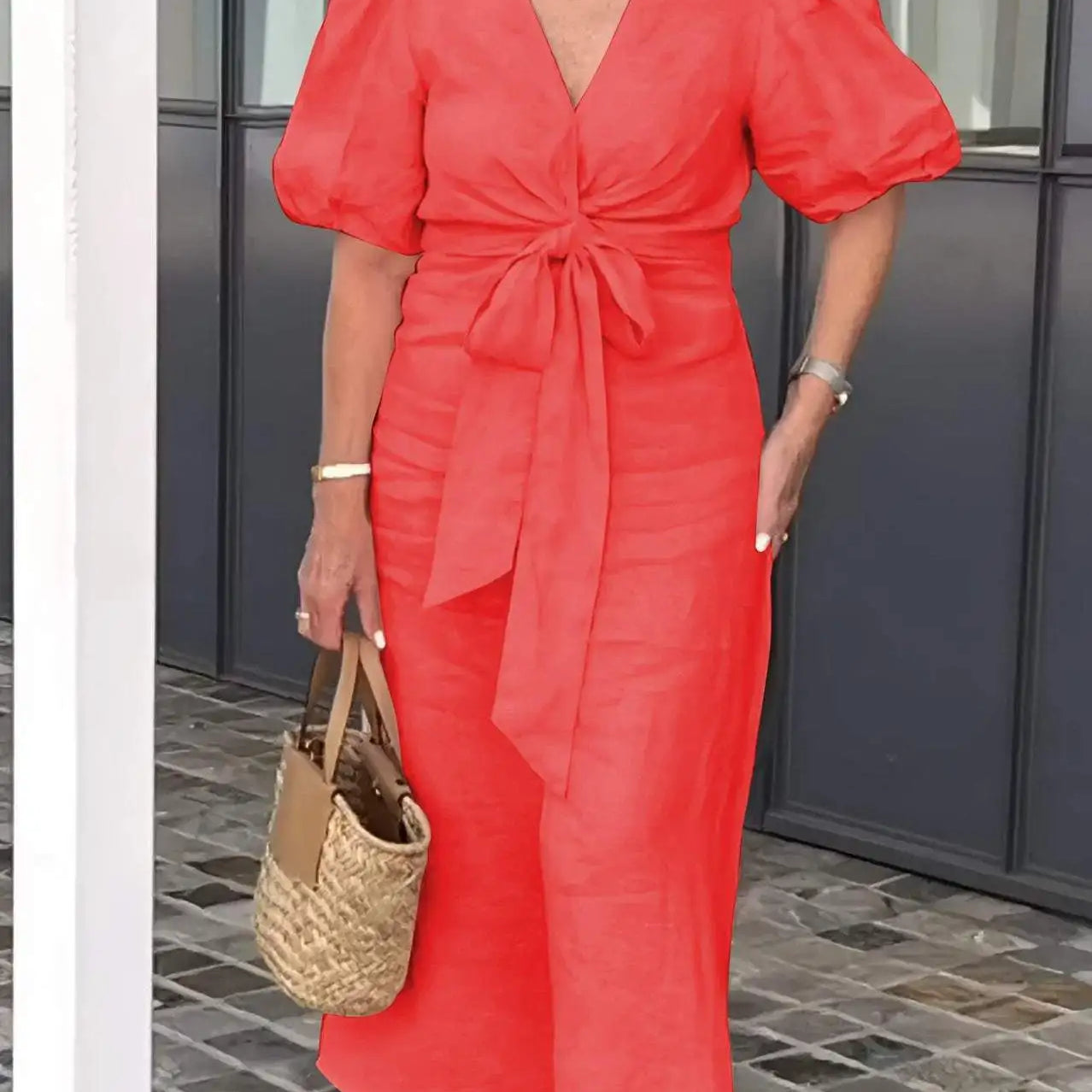 Maebh | Elegantes V-Ausschnitt Midi-Kleid