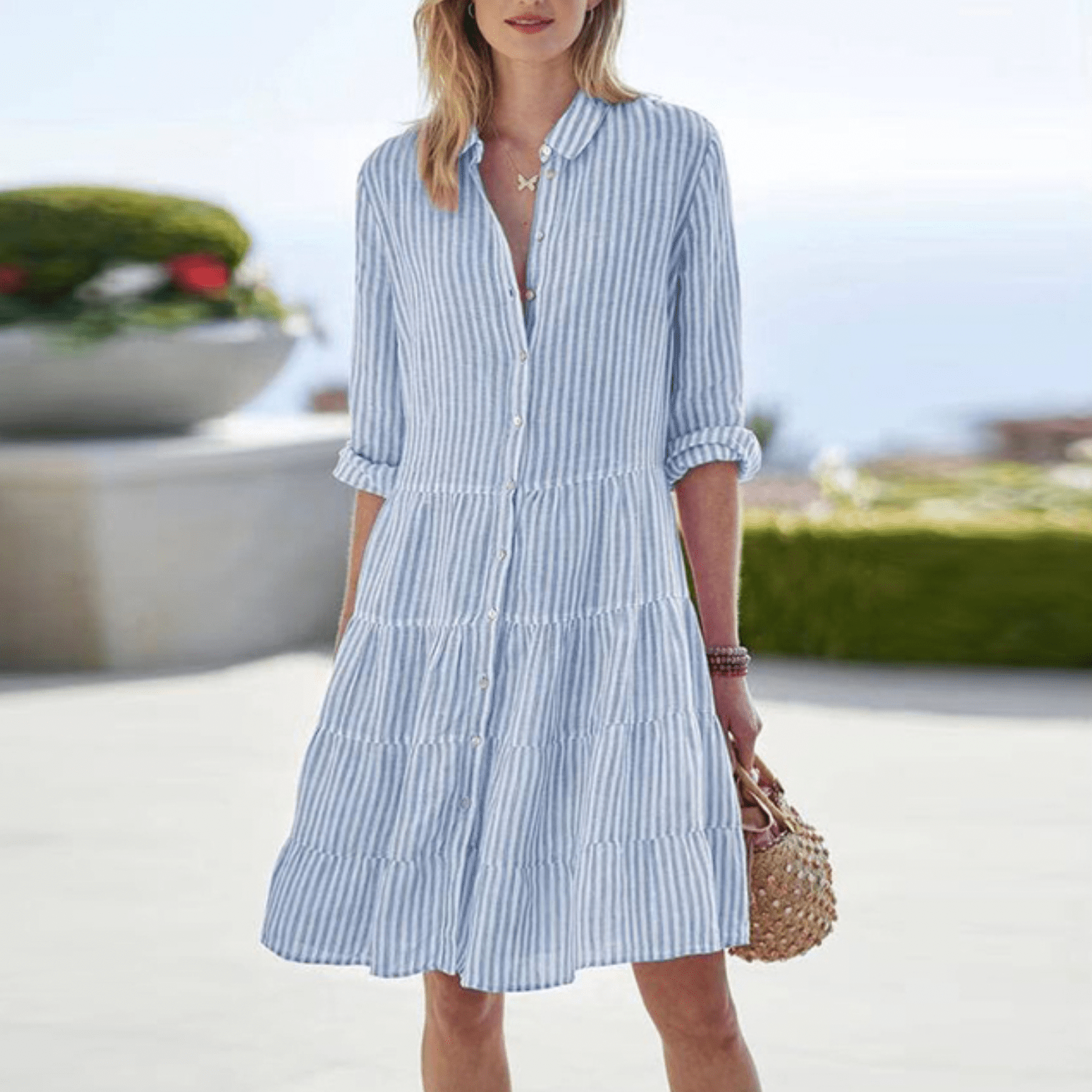 Fionnait | Luftiges gestreiftes Strandkleid